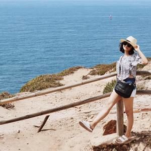 Meet your Posher, Sabrina